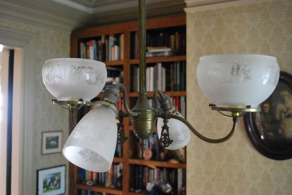 Period Electrogasolier that has been completely electrified.